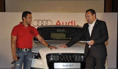 `Bodyguard` Salman gifted Audi Q7